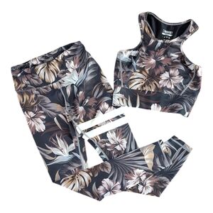 Stronger Sports Bra and Leggings Set